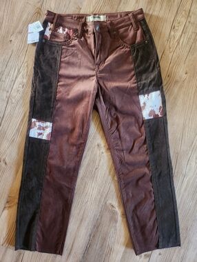 🐮💖Women's Rock&Roll Denim Cowhide Patch Work Capris Crop Pants NWT🤠🐮 27x25